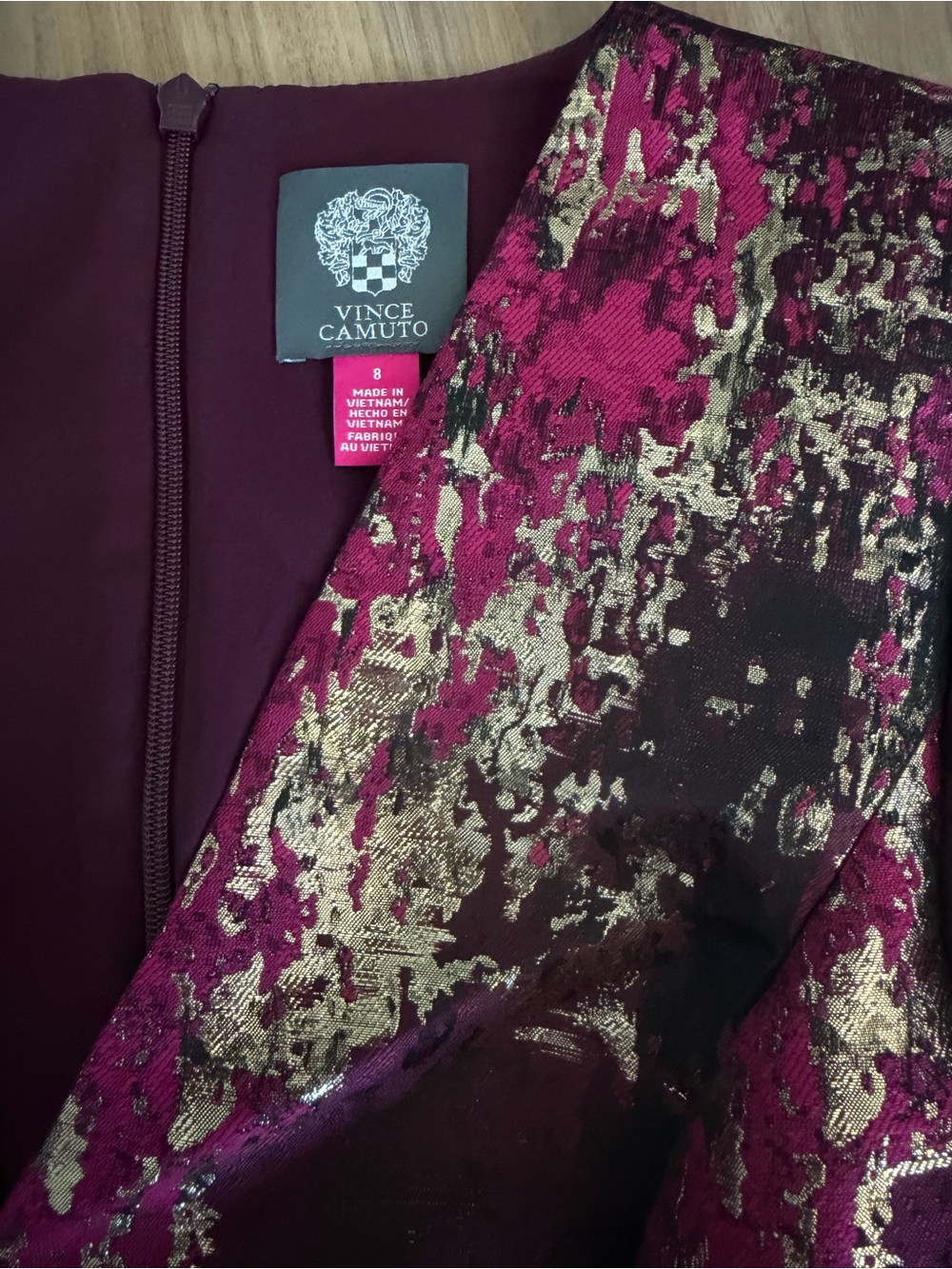 Vince Camuto Magenta and Gold Metallic Patterned Dress - Picture 4 of 6